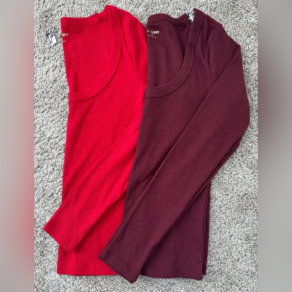 Old Navy Long Sleeve Shirt Set Scoop Neck Size Medium pack of 2
